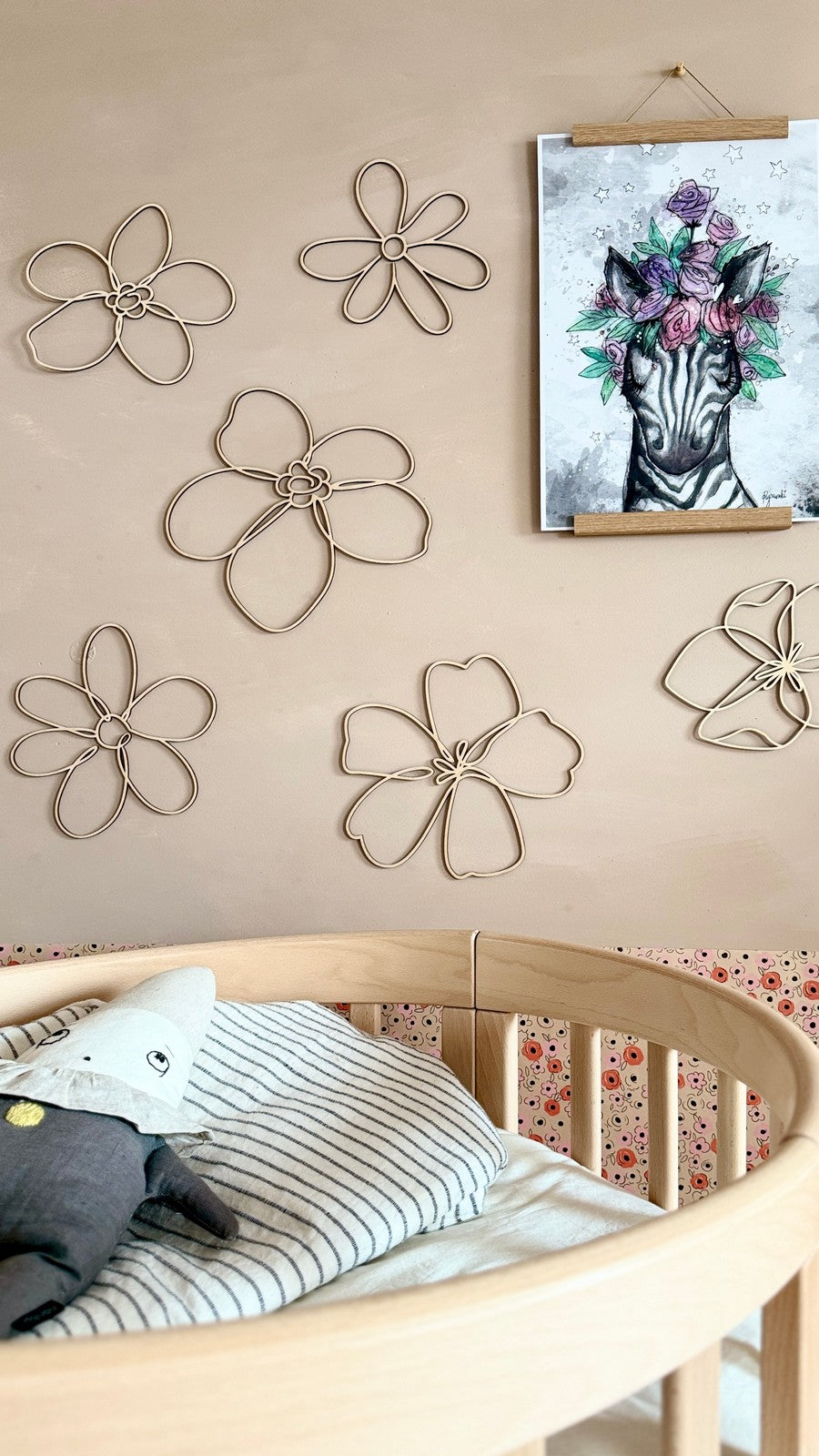 Wanddecoratie kinderkamer – set van 6 houten bloemen veldbloemen – afbeelding 3