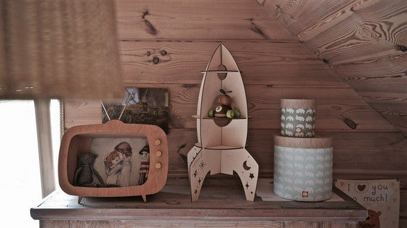 Wandplank kinderkamer – houten raket – afbeelding 3