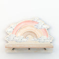 Wandplank kinderkamer met haakjes – roze regenboog